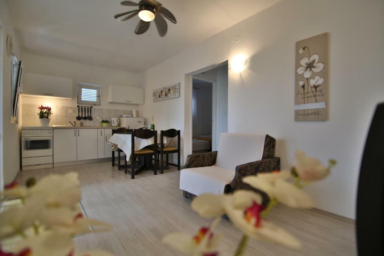 Apartment Rosemary Rogoznica  Luaran gambar